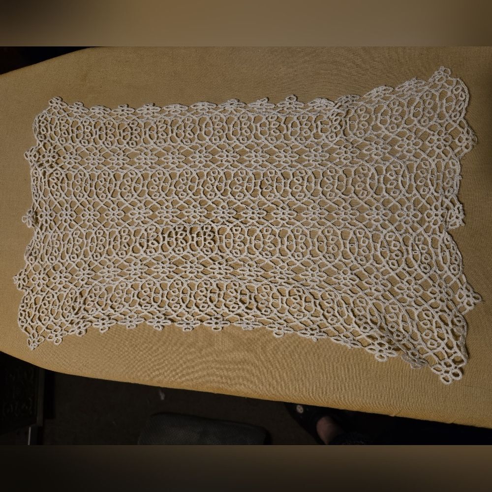Vintage Handmade Off-White Rectangular Lacy Doily - Picture 2 of 4